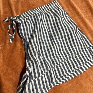 Universal Threads striped shorts